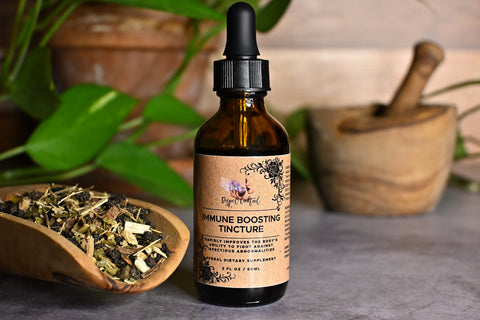 Immune Boosting Tincture, Close Up